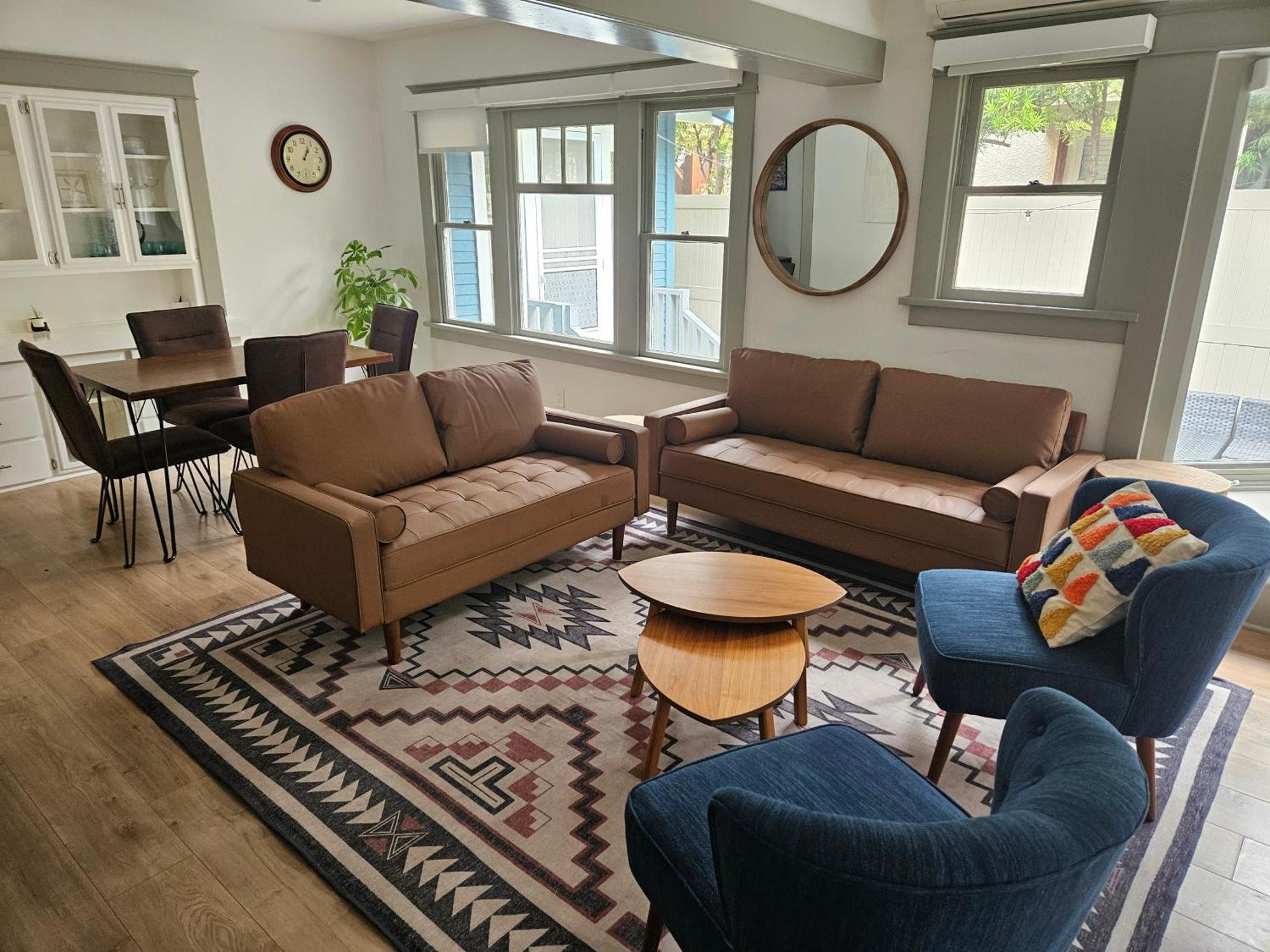 Entire Home In Historic Long Beach Close To Shops Bagian luar foto